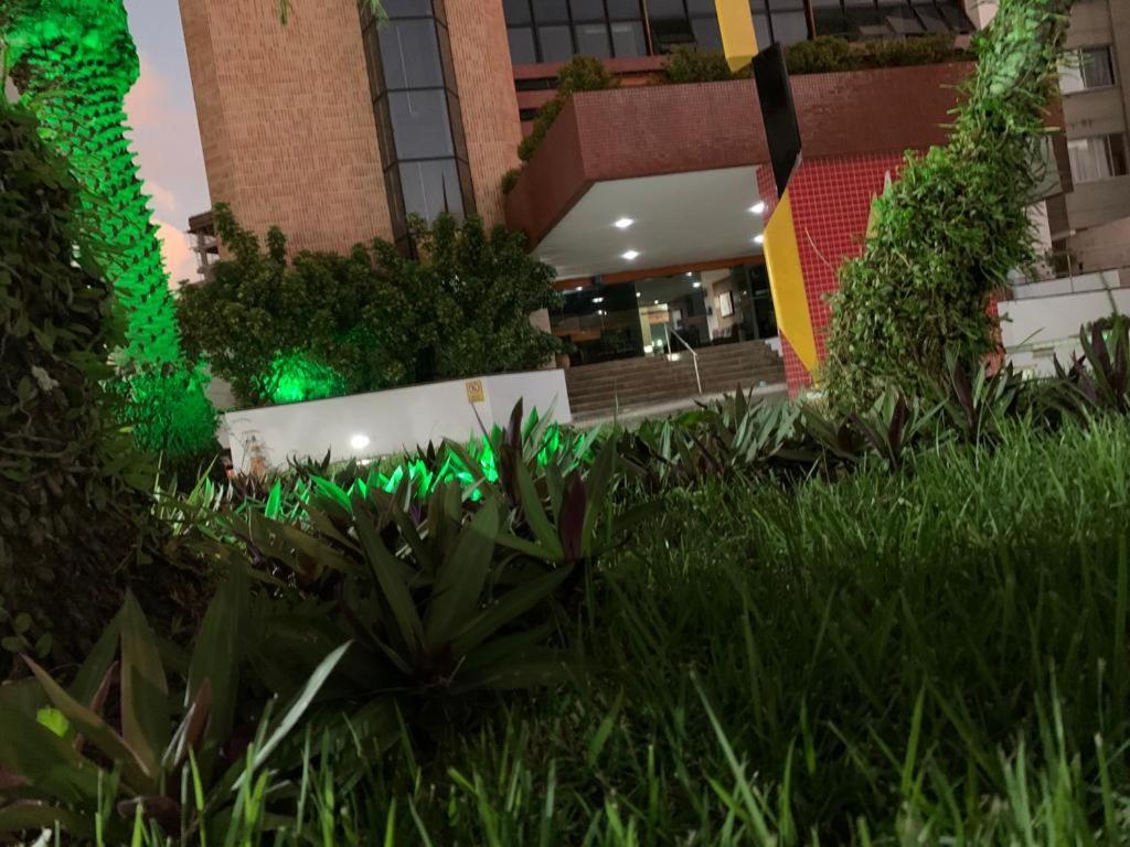 Maravilhoso Apartamento 2 Quartos Com Ofuro Porto Da Barra Salvador Summer Barra Flat 외부 사진