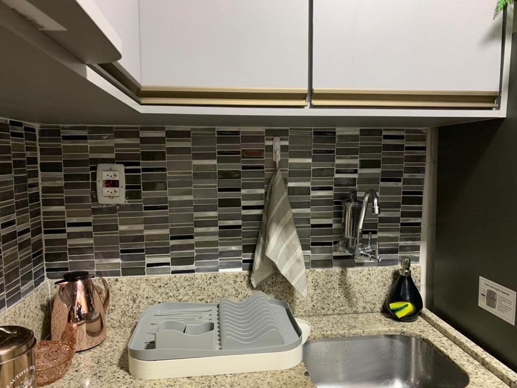 Maravilhoso Apartamento 2 Quartos Com Ofuro Porto Da Barra Salvador Summer Barra Flat 외부 사진